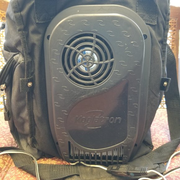 Working Koolatron D13 Soft Nylon Electric Cooler Hot Cold Dark Grey 12V Car Plug - Picture 2 of 9